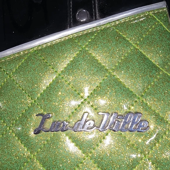 Lux de Ville Lime Green Sparkle Femma Fatale Kiss Lock Purse - Picture 3 of 14